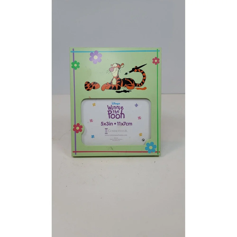 Disney Winnie the Pooh Tigger Picture Frame Green 5x3 Connoisseur 5304E1 Vintage